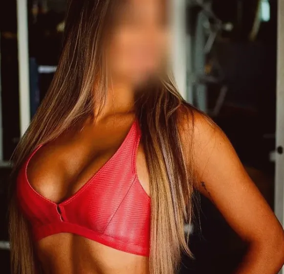 Aleksandra, 30
