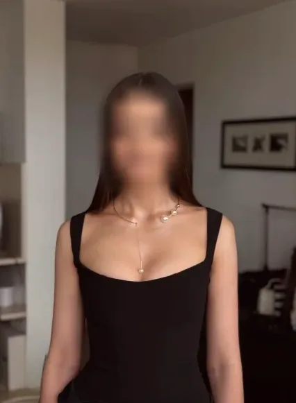 Bethan, 38