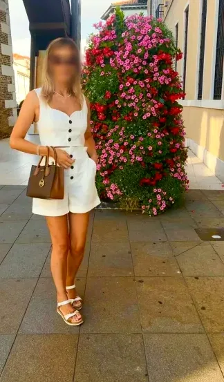 Catriona, 38