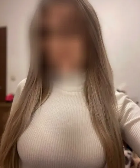 Charlene, 32