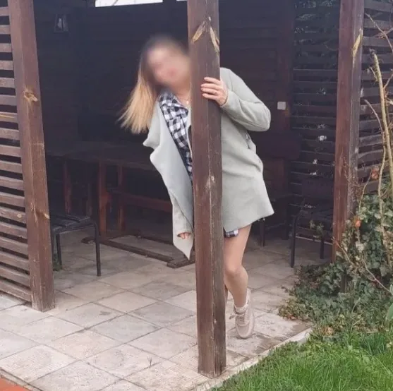 Dina, 26