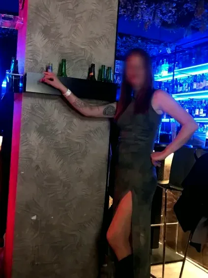 Lauren, 40