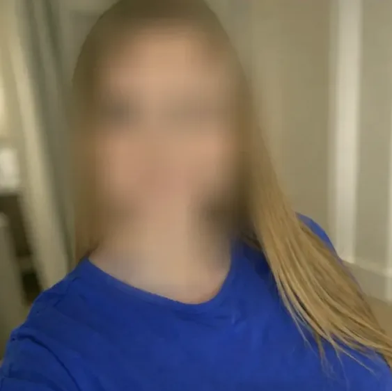 Lily, 39
