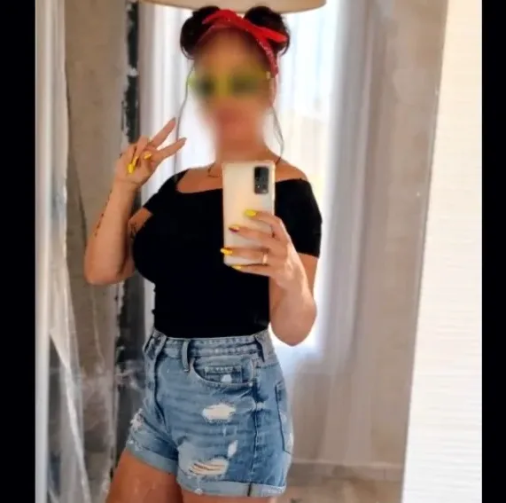 Magda, 37