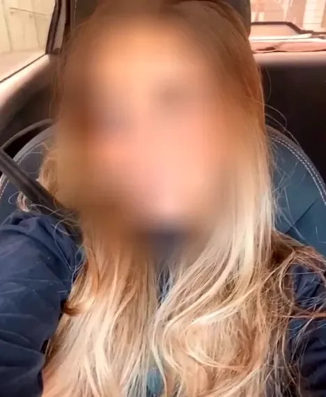 Magda, 27
