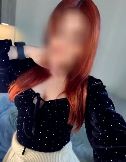 Niamh, 26