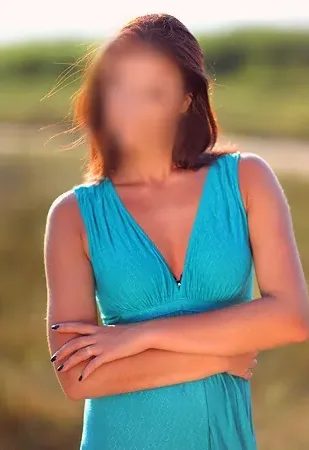 Sophie, 36
